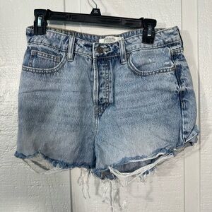 Hidden Los Angeles Distressed Button fly Jean Shorts Size Medium EUC